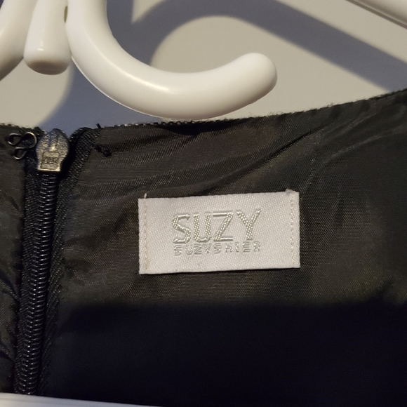 Suzieshier's Dress - Picture 5 of 8